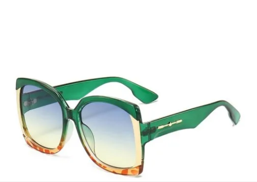 Elegant square full frame sunglasses